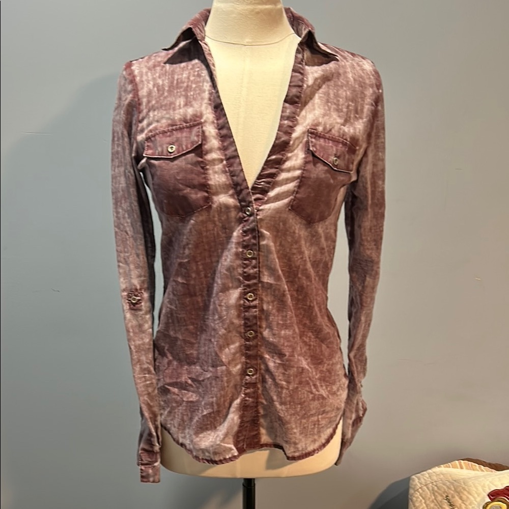 BKE Purple Long Sleeve Ruched Button Down Shirt